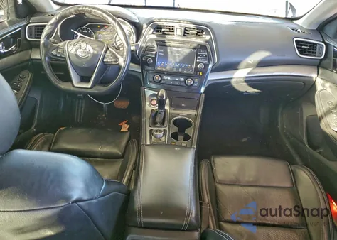 2017 Nissan Maxima 3.5S z USA, uszkodzony, nr VIN 1N4AA6AP0HC393837